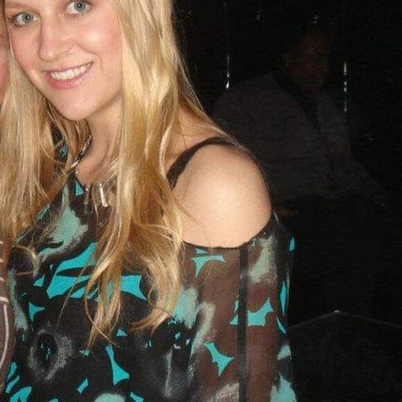 2/$20 EXPRESS Flowy Silk Blouse - Picture 9 of 10